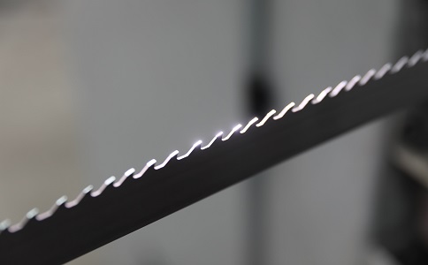 永川双金属带锯条产生切削噪音的原因具体有哪些？